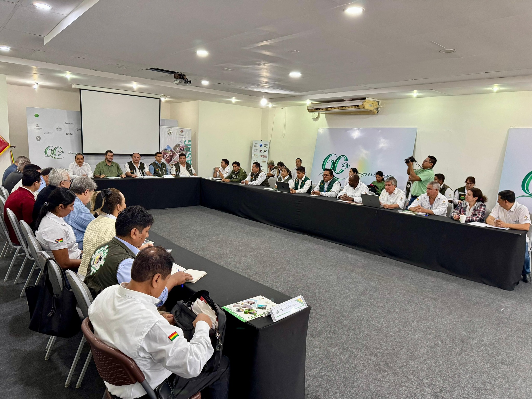 Senasag y CAO encaran trabajo técnico multisectorial por la sanidad agropecuaria