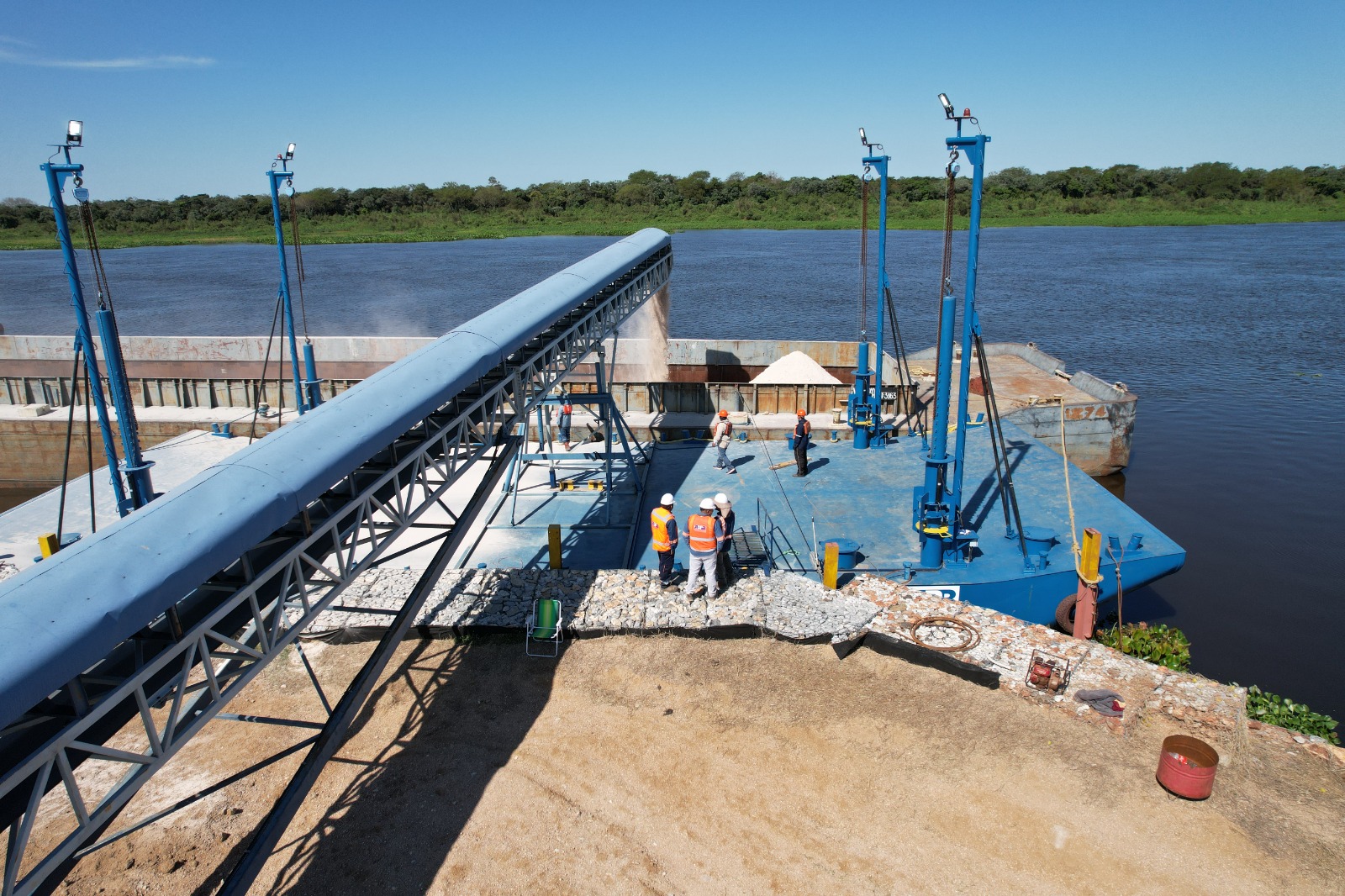 ASP-B proyecta mover 11.600 toneladas de yeso de exportación a Paraguay en los próximos meses