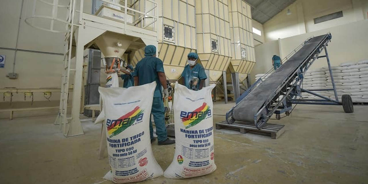 Defensa del Consumidor constata que Emapa entrega harina a panificadores, insta “necesaria reunión” con ambos