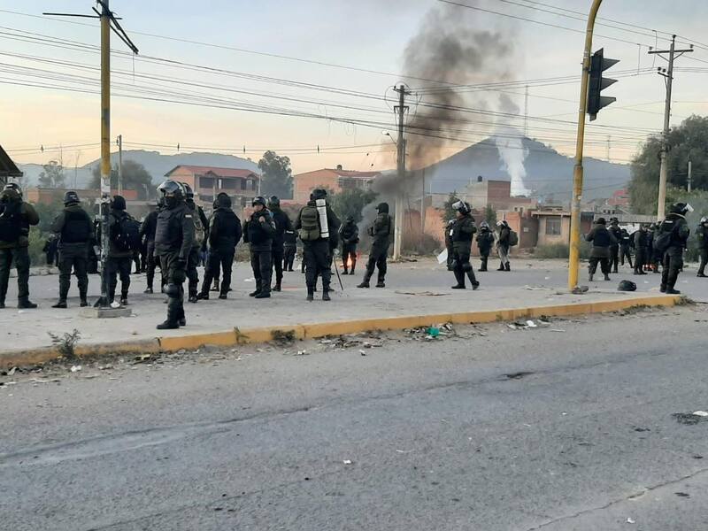 Policía desbloquea rutas en su avance hacia el occidente sin emplear agentes químicos