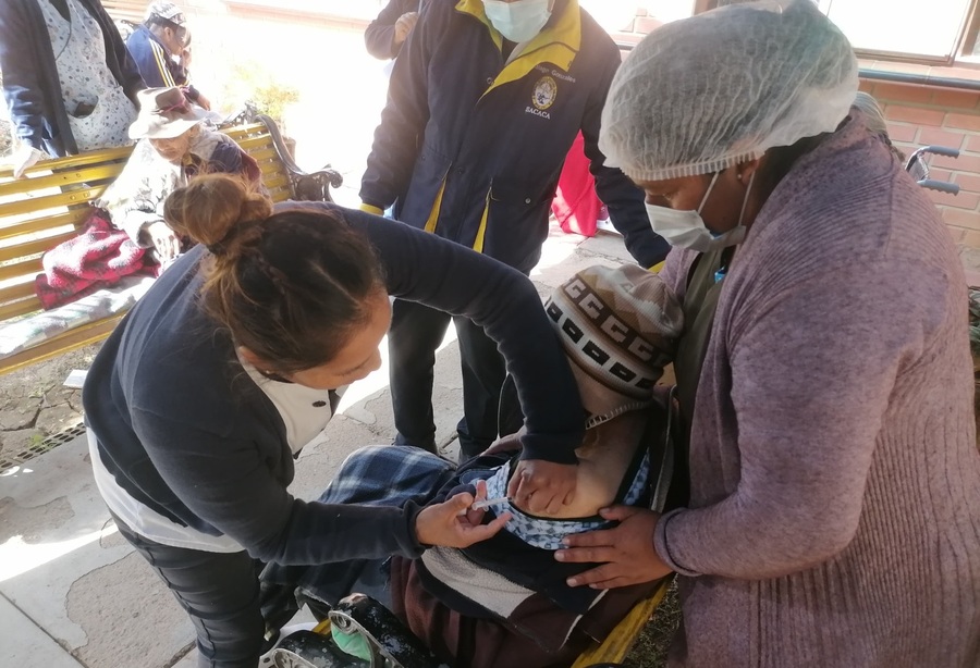 Personas con enfermedades de base acuden menos a vacunarse contra la influenza