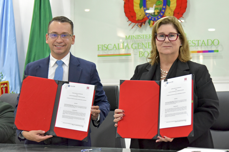 Bolivia y la Corte-IDH fortalecen cooperación para promover derechos humanos y mejorar la justicia