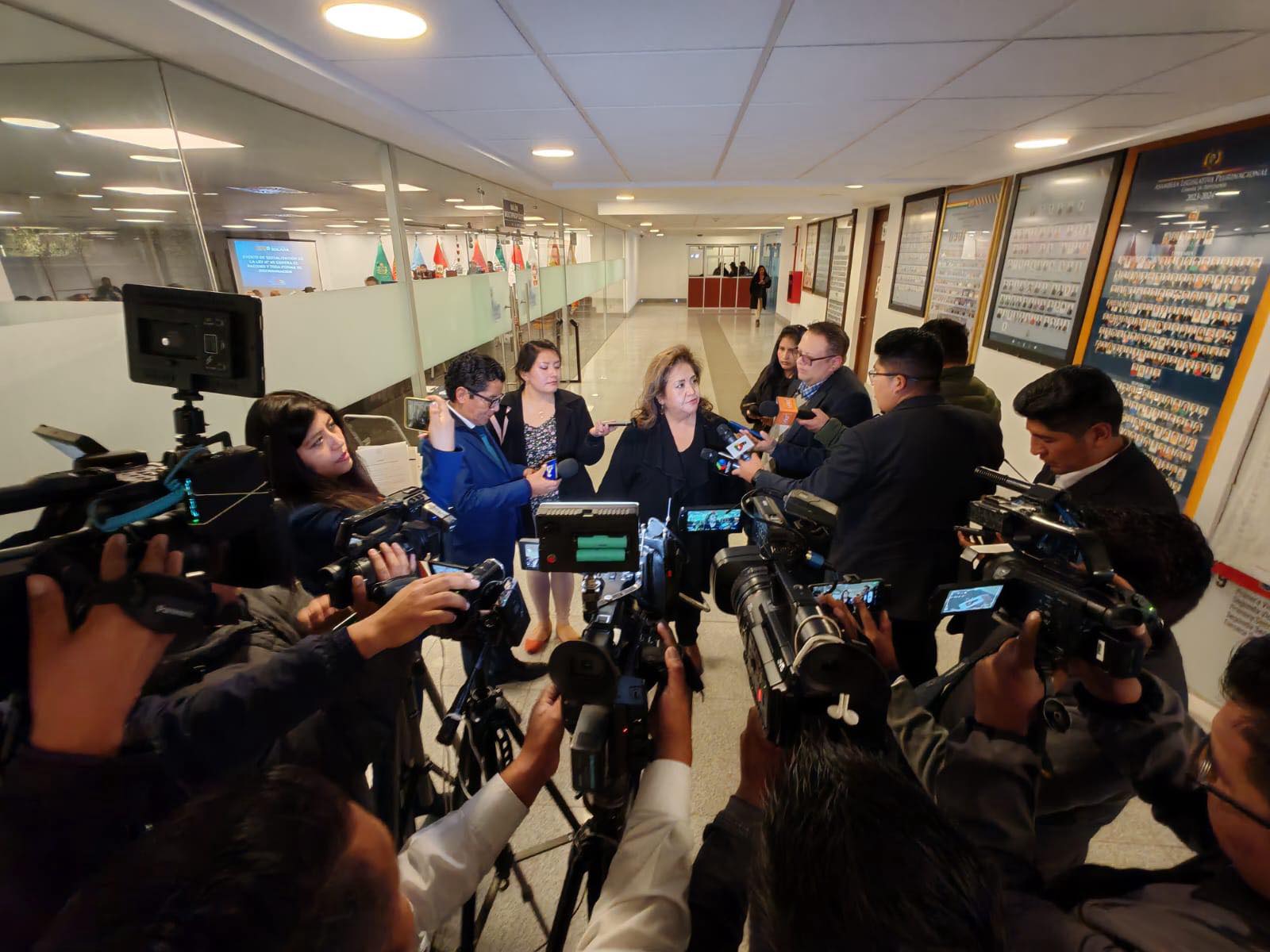 Anuncian acciones de Comisión de Derechos Humanos por denuncia de tráfico sexual en escuela de Santa Cruz