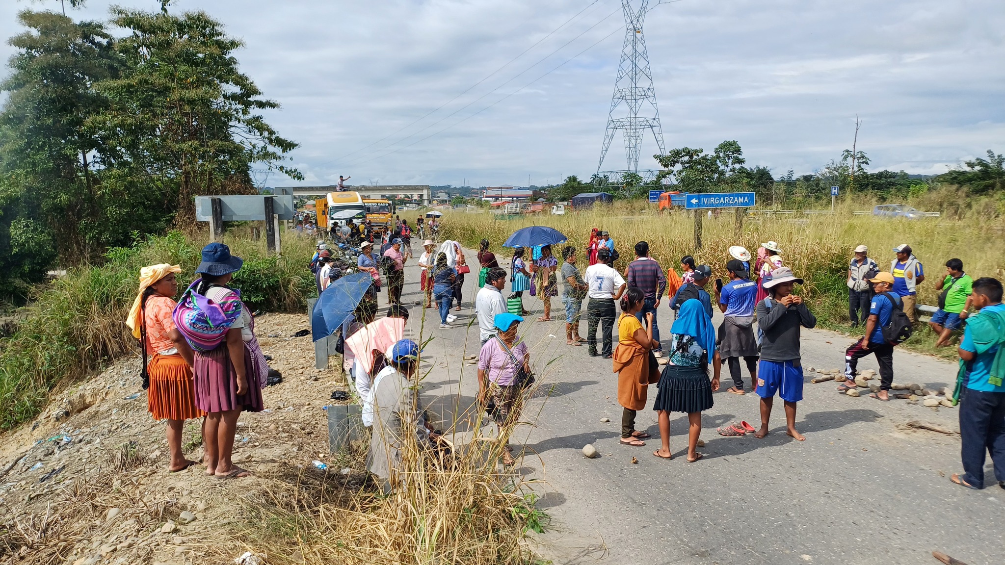 Policías son replegados del Trópico de Cochabamba por constantes amenazas