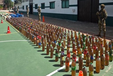 Incautan alrededor de 4.000 litros de gasolina de contrabando en cuatro días en Santa Cruz