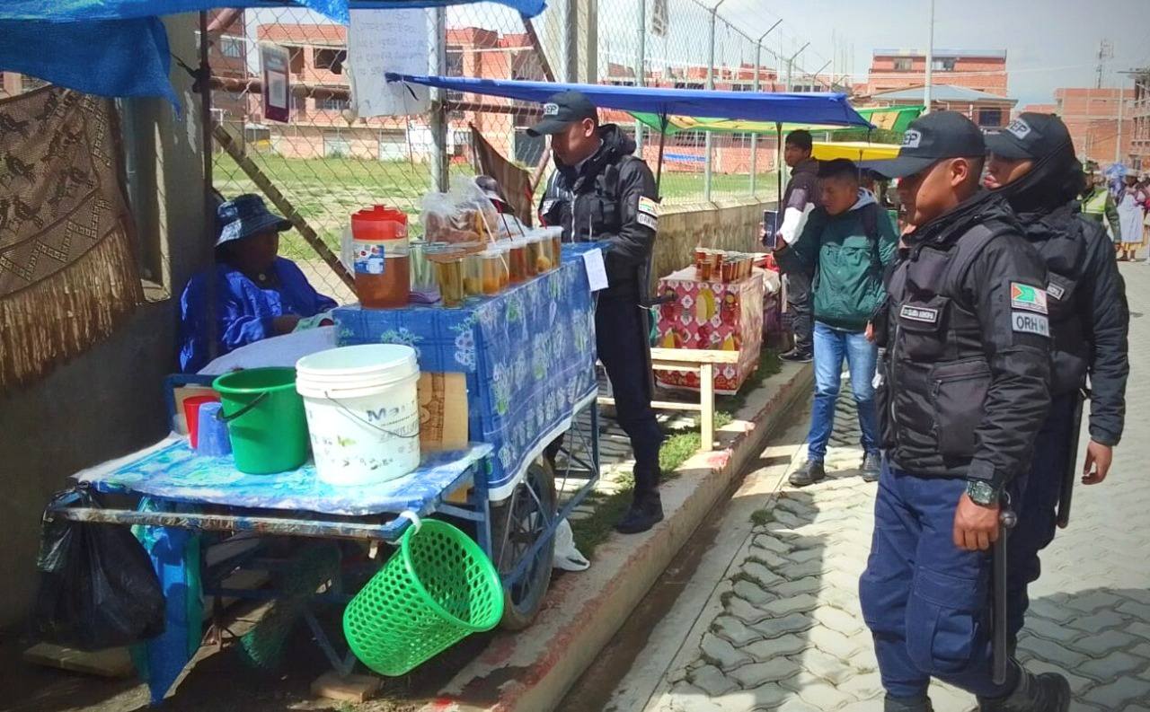 Movilizan 180 guardias municipales para el control de seguridad y alimentos en la contienda Bolivia vs Chile