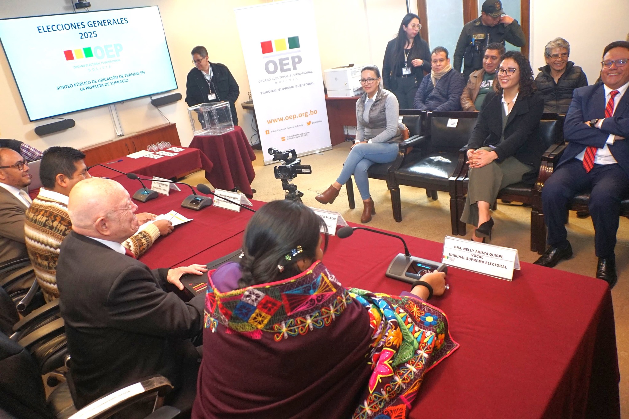 TSE aprobará el miércoles el diseño de las tres papeletas de sufragio para las elecciones de agosto