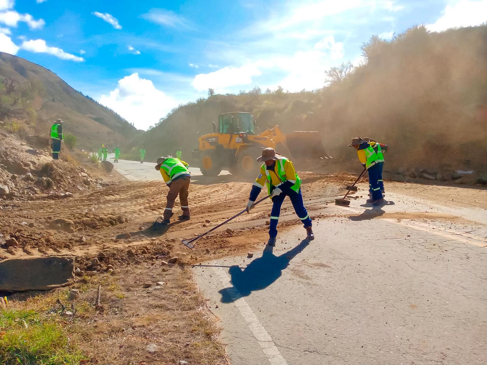 ABC cuantifica en Bs 2,8 millones las pérdidas por daños a la capa asfáltica en 20 días de bloqueo