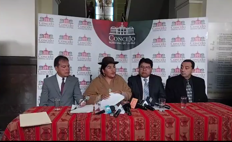 Concejales denuncian que fallo judicial paraliza el Concejo de La Paz y evidencia injerencia de Arias