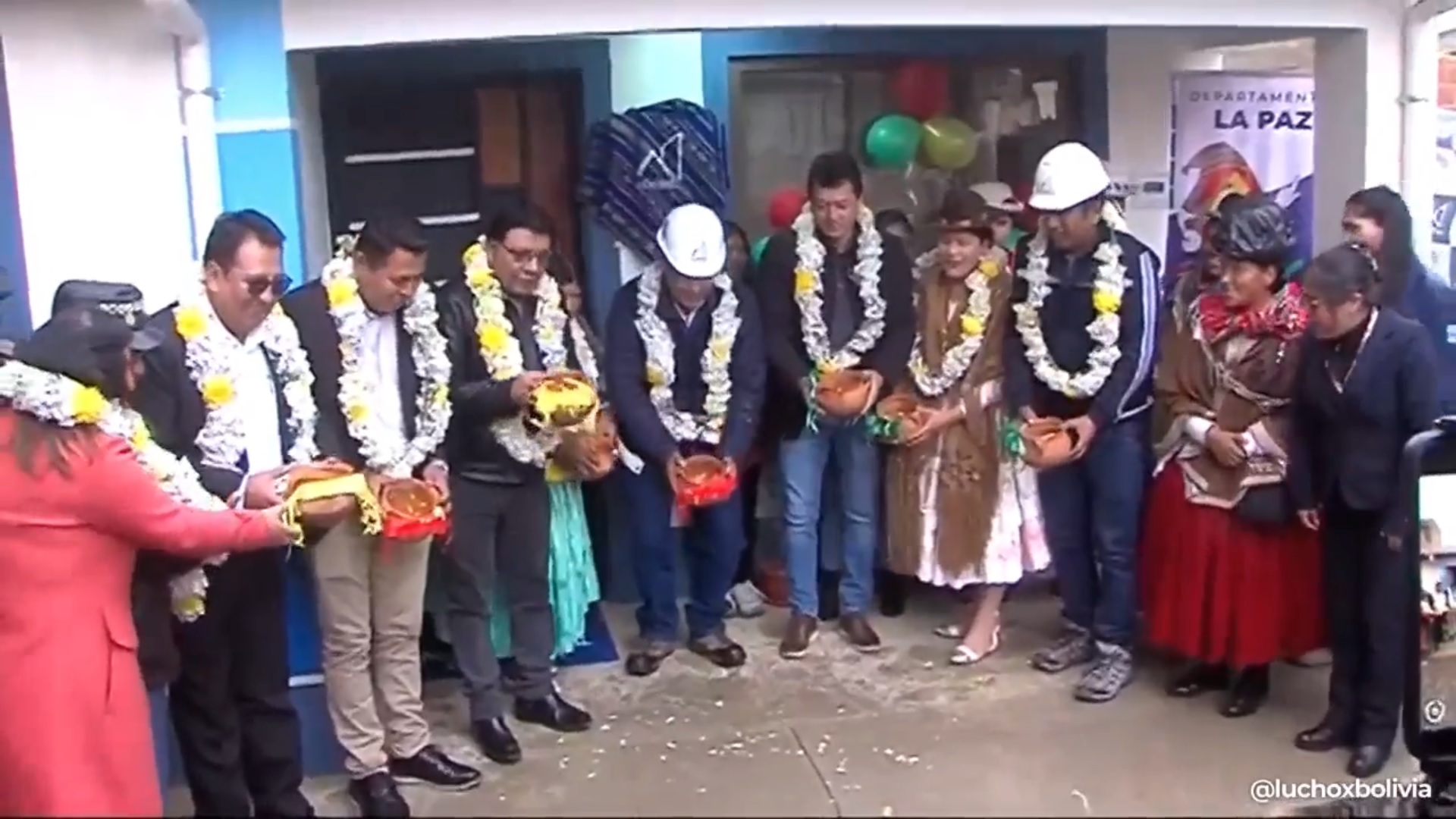 En El Alto entregan 100 viviendas sociales, Arce asegura que es un homenaje a ese pueblo luchador