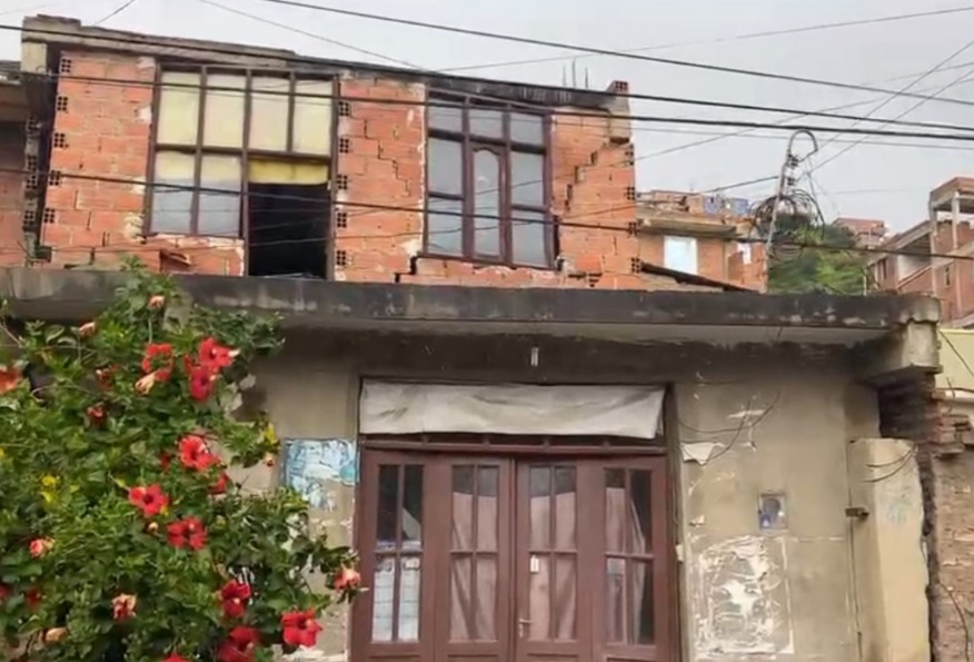 Intensas lluvias ponen en riesgo a más de 20 viviendas en OTB “Nuevo Amanecer” en Cochabamba 