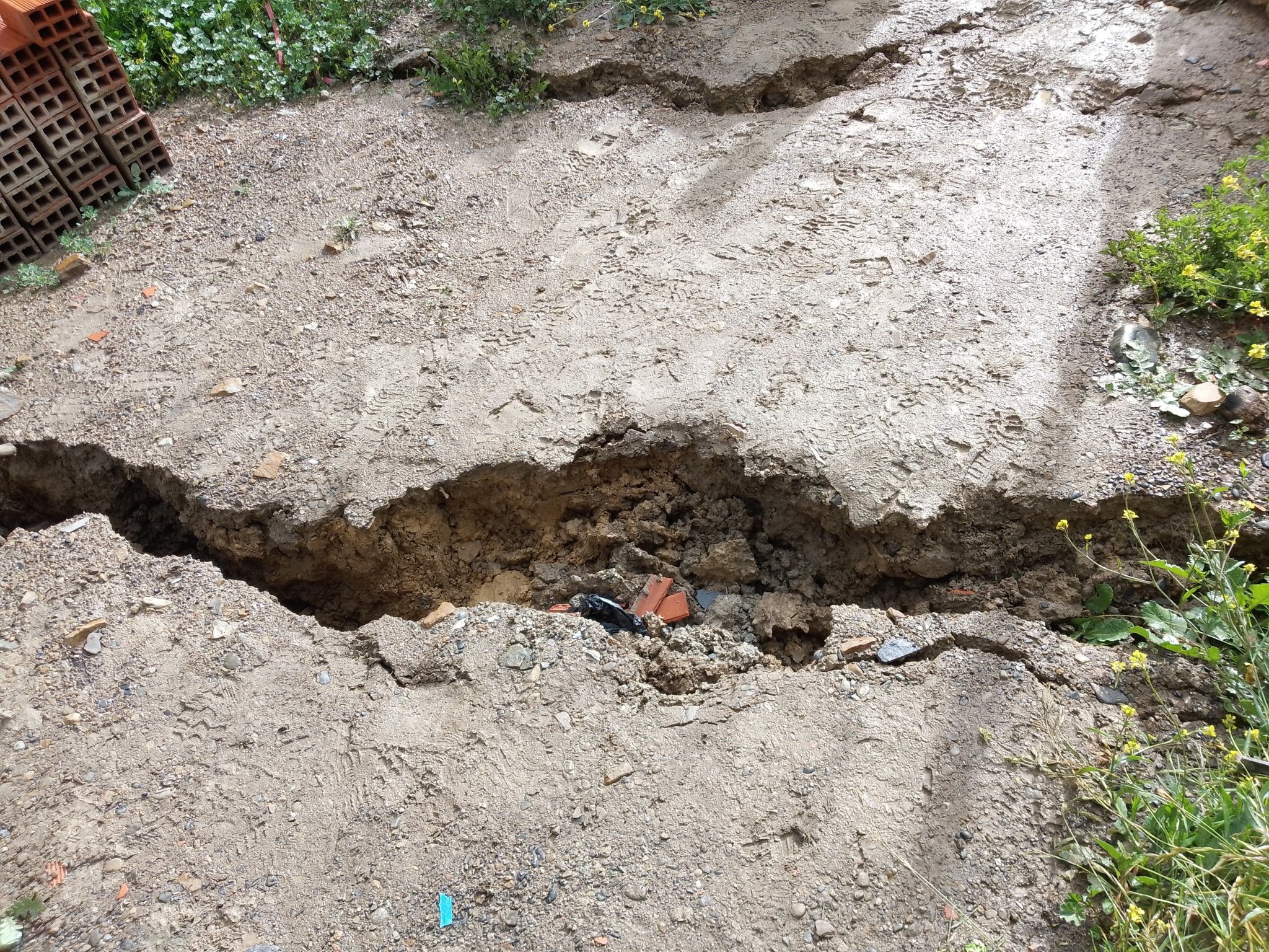Registran nuevos hundimientos y movimientos activos de tierra en la zona Señor de Mayo, cercana a Codavisa