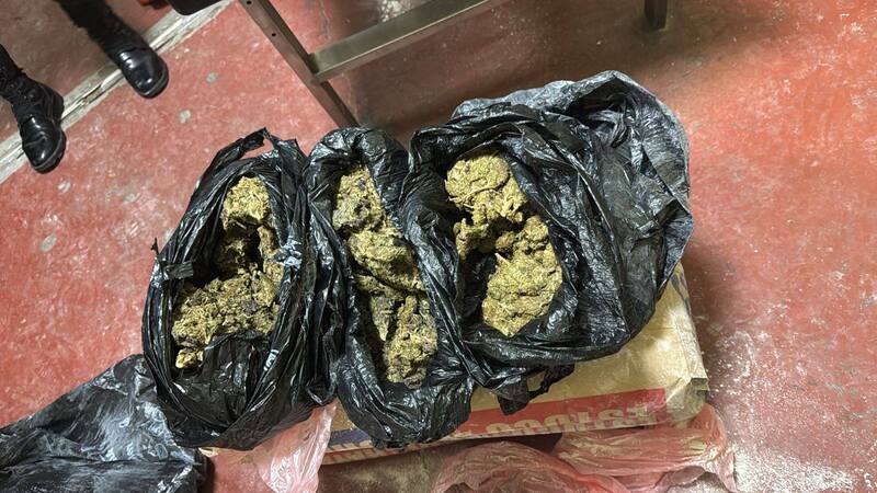 Detectan marihuana camuflada en bolsas de estuco e impiden su ingreso a la cárcel de San Pedro