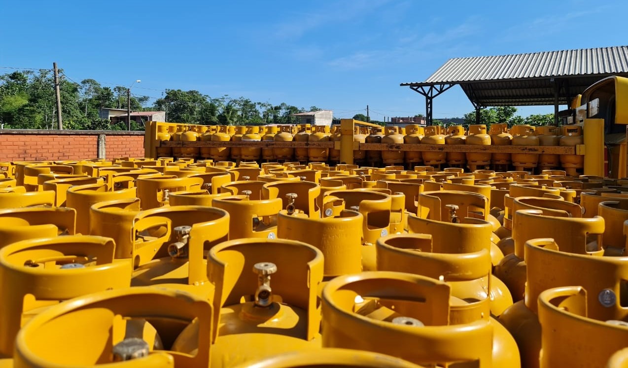 Santa Cruz sobredemanda 50.000 garrafas de GLP por día y ANH aclara que tiendas de barrio no están autorizadas para venta