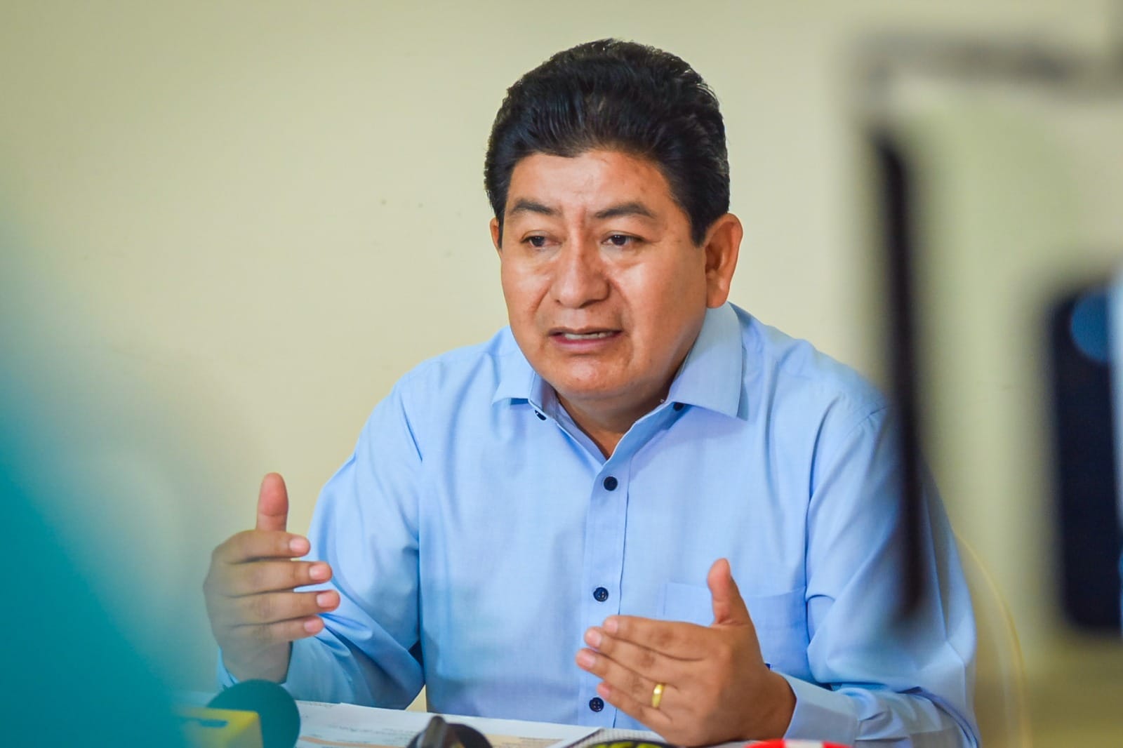 Ante amenaza de paro de transporte en La Paz, Gobierno convoca a la Confederación de Chóferes a una reunión