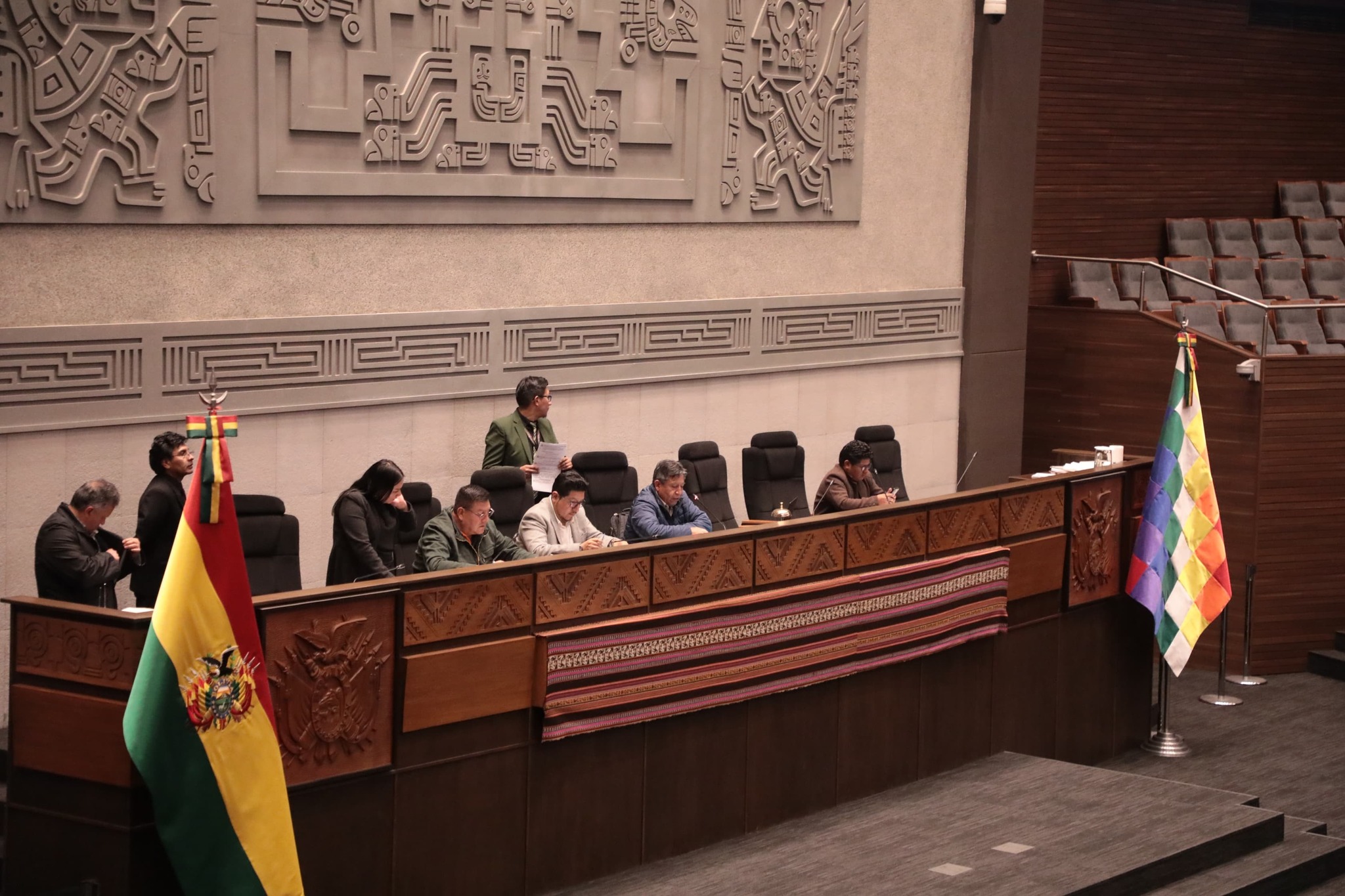 Denuncian boicot para evitar sesión de Asamblea, 18 senadores faltaron y esgrimieron temas de salud y compromisos