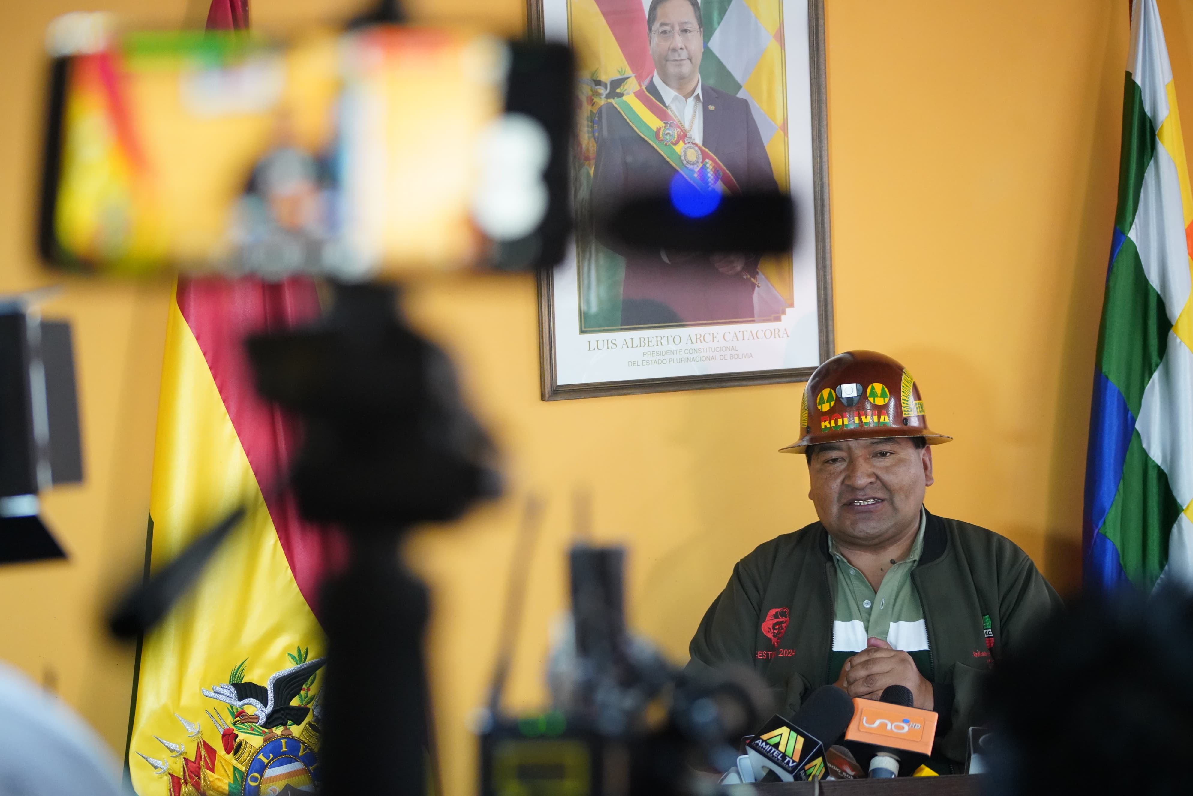 Ministro anuncia acuerdo con Fencomin y descarta protestas