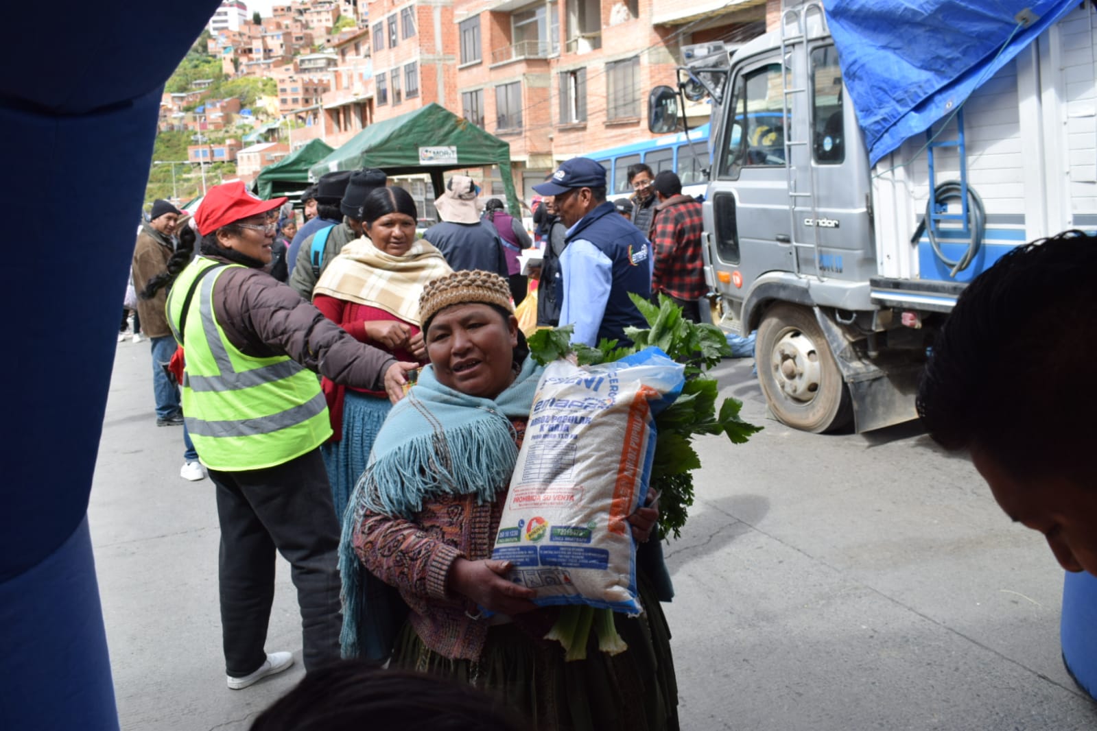 Emapa comercializa 20.000 toneladas de arroz en municipios rurales, el lunes estará en Sorata