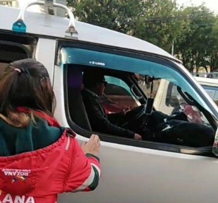 La Paz: Aprehenden a chófer que atropelló a funcionario municipal en operativo contra el trameaje