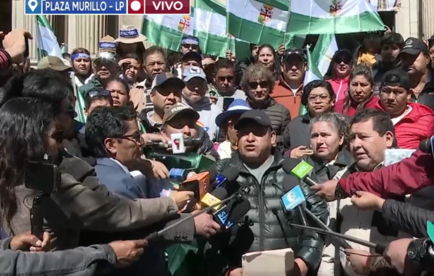 Organizaciones sociales y la regional del MAS de Santa Cruz ratificaron al presidente Arce como candidato presidencial