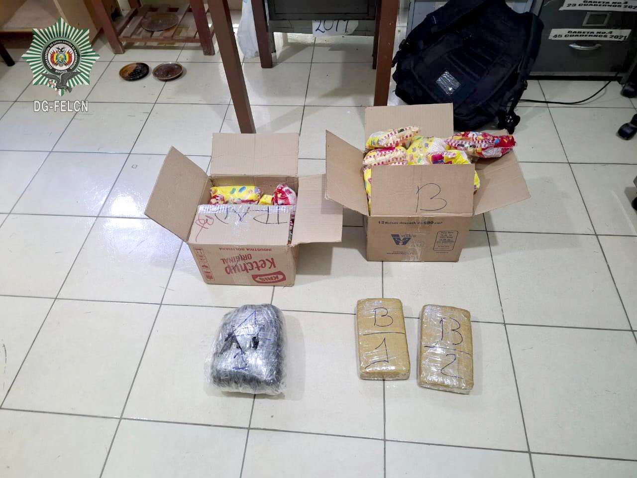 Operativo antidrogas realizado en el depósito interdepartamental de Tarija. Foto: Felcn