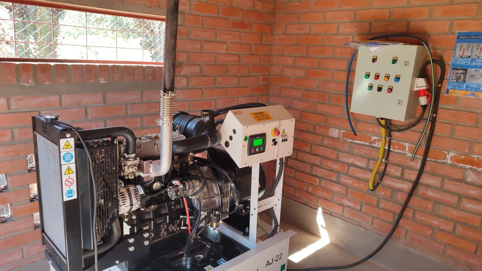 Interior de las instalaciones del nuevo sistema de agua en Pasorapa, Cochabamba. Foto: Unidad Ejecutora de Pozos 