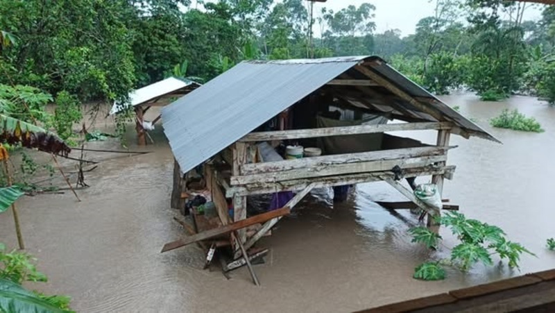 Más de 948.000 familias de 305 municipios fueron afectadas por las inundaciones