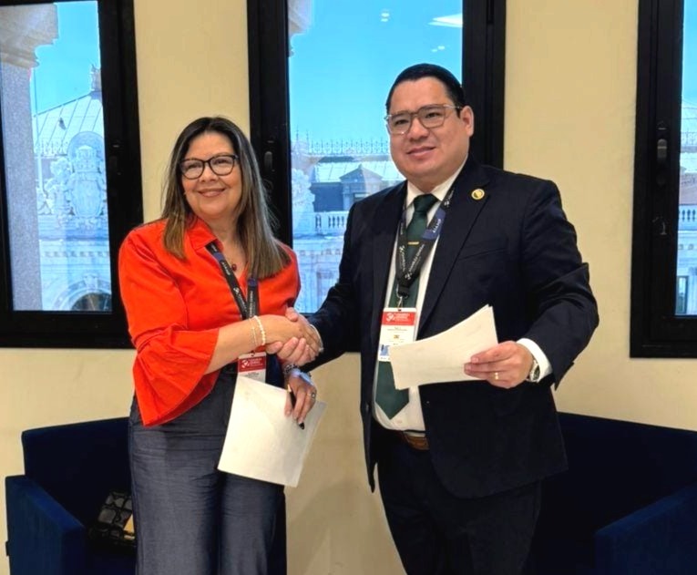 Fiscalías de Bolivia y Colombia crean equipo para combatir el crimen transnacional