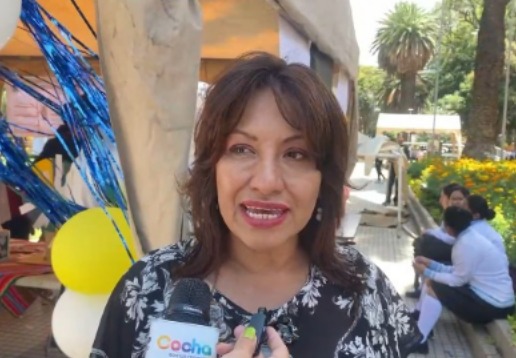 En Cochabamba distribuyen 5.000 manillas identificativas a niños para evitar la trata de personas durante Todos Santos