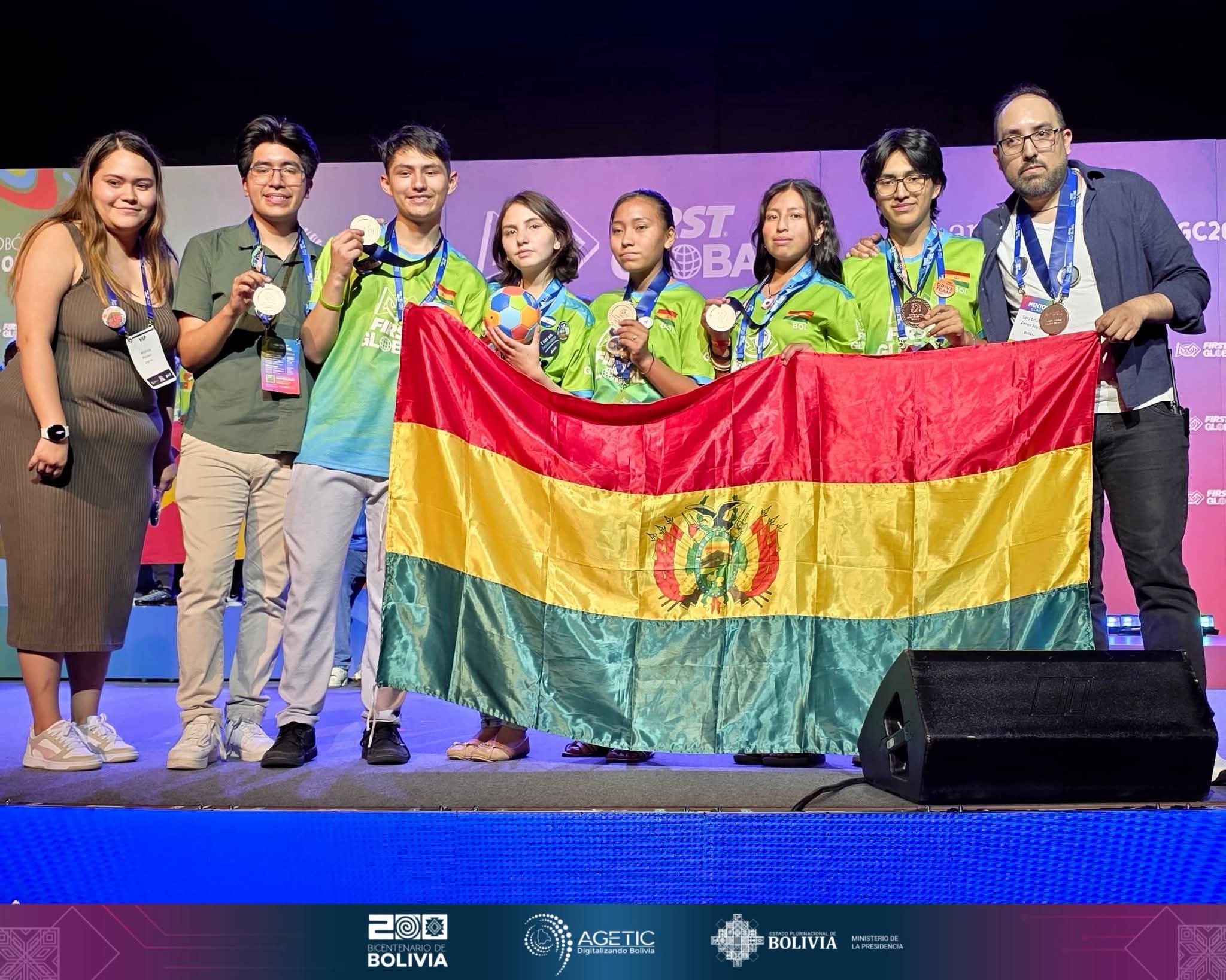 Bolivia gana la medalla de Bronce en la Olimpiada Mundial de Robótica FIRST Global 2025