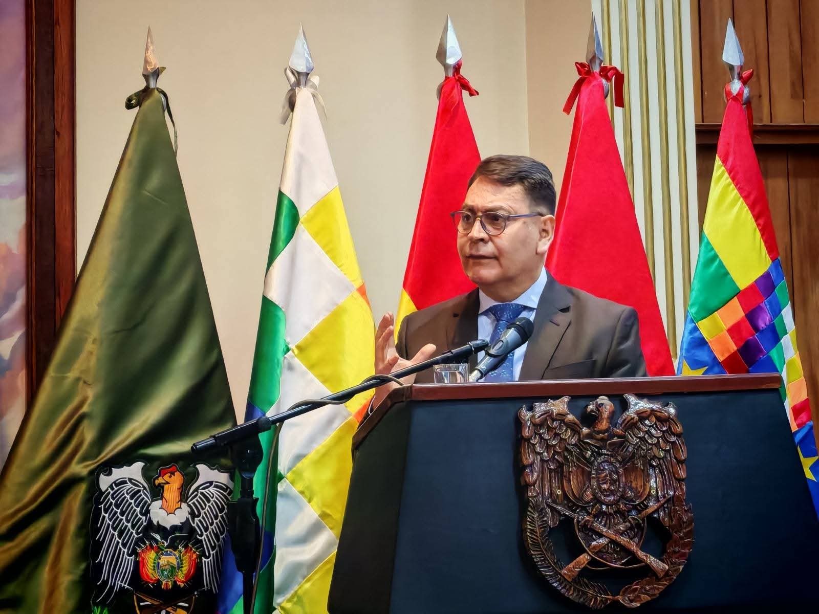 Prevén arribo de 45 delegaciones internacionales para la posesión de Paz; presidentes de Argentina y Paraguay ya confirmaron