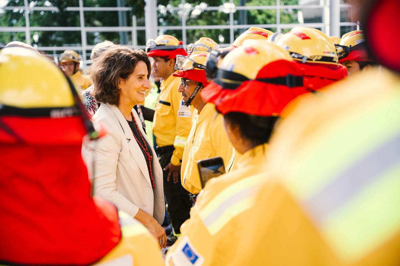 Vicepresidenta ejecutiva de la Comisión Europea aboga por la prevención de incendios en Bolivia