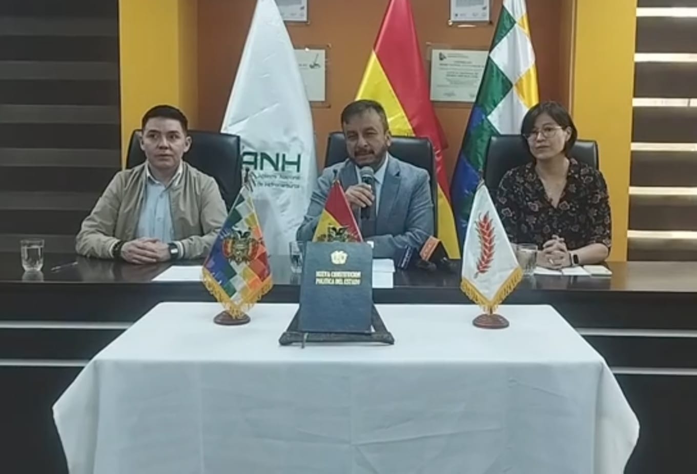 Margot Ayala es la primera mujer que dirige la ANH y asume el cargo para estabilizar el mercado de combustibles