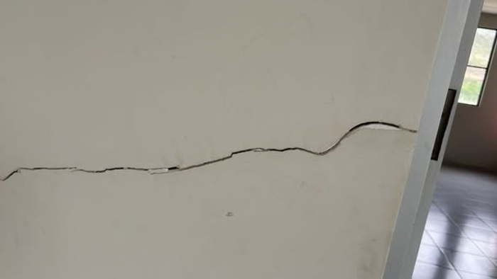 Sismo de magnitud 3.5 en Azurduy provoca rajaduras en un hospital y viviendas