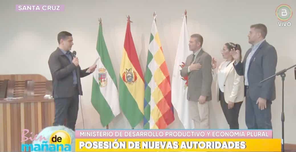 Ministro Justiniano posesiona a nuevas autoridades en Medio Ambiente y el Sedem