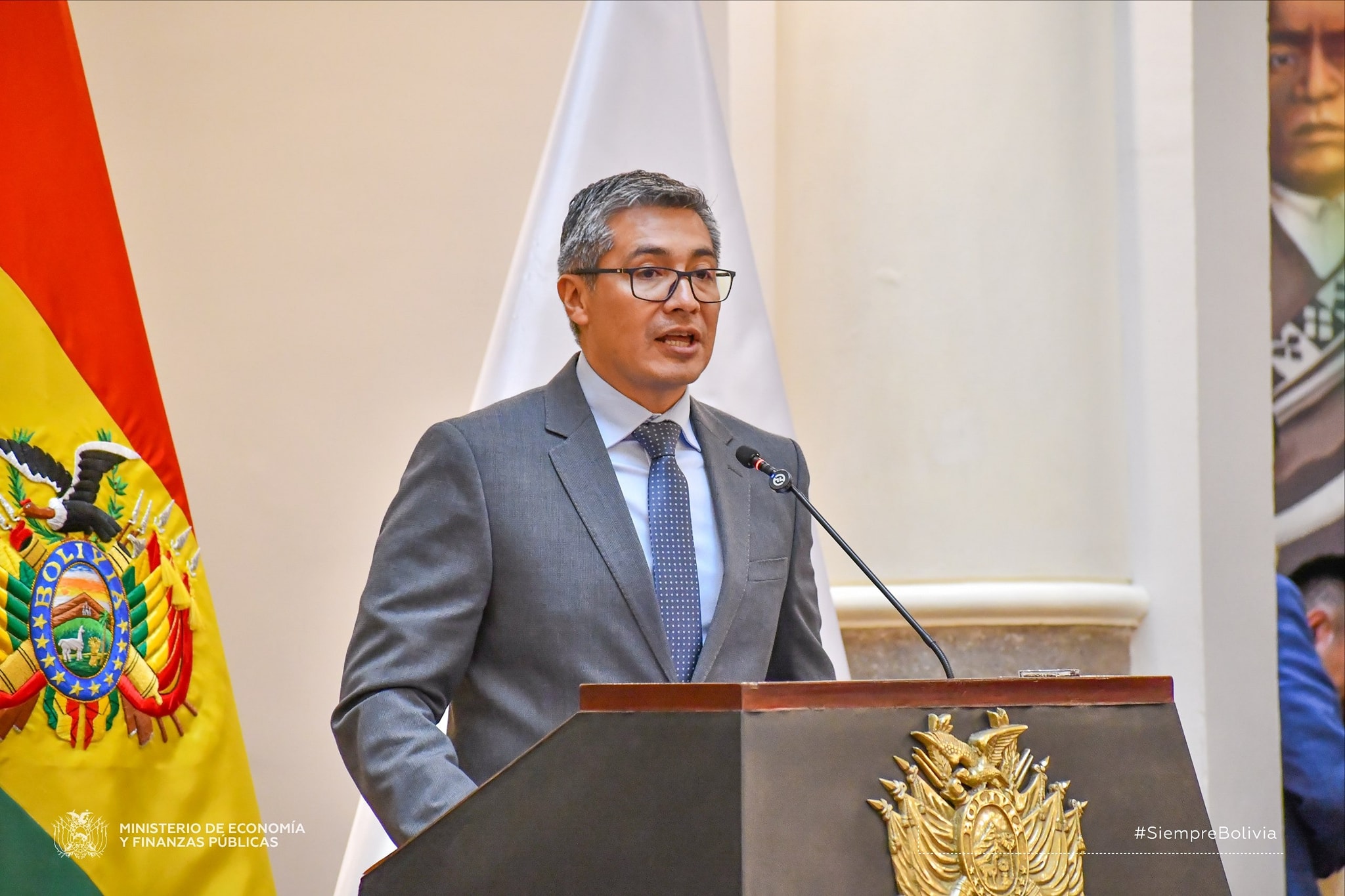 Gobierno halla deuda no registrada de Bs 5.586 millones y un global de Bs 7.661 millones