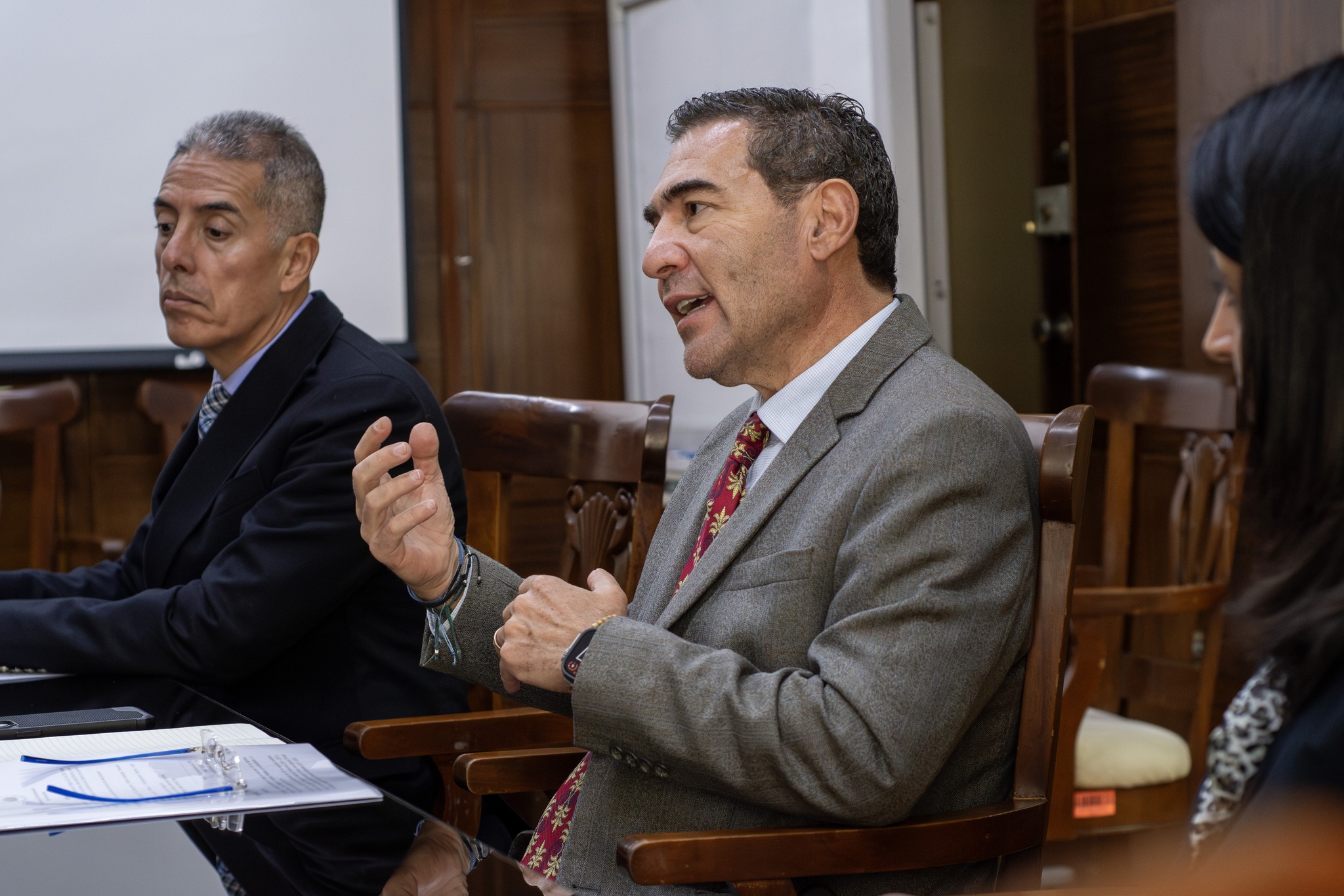 Ministro de Planificación designa a tres viceministros y demanda trabajo transparente y estratégico