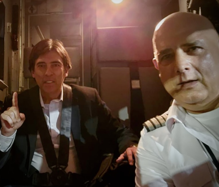 Ministro conversa con pilotos de BoA para conocer los problemas e inquietudes que enfrentan en su trabajo