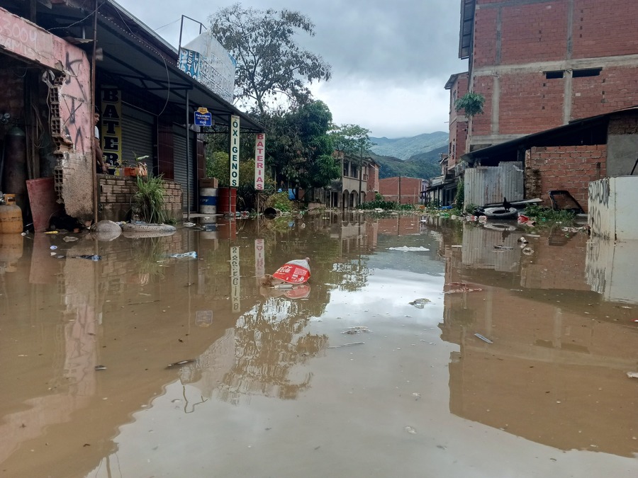 En Tipuani se desborda un río y deja 420 familias damnificadas