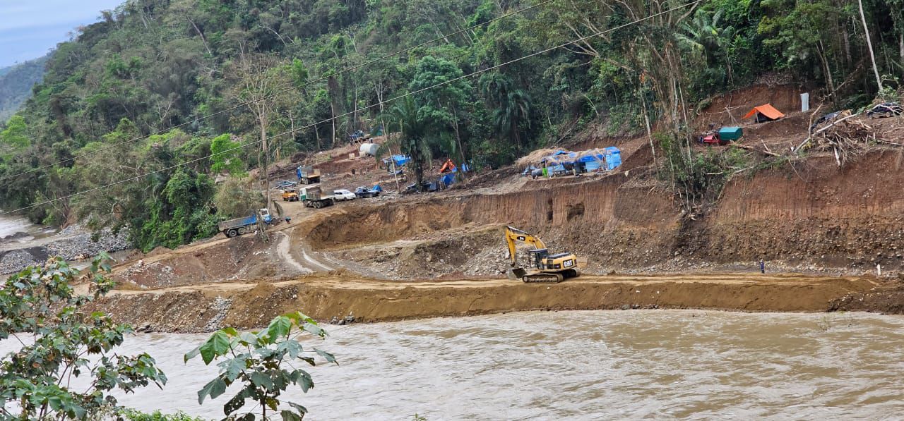Verifican explotación minera ilegal a gran escala en el norte de La Paz