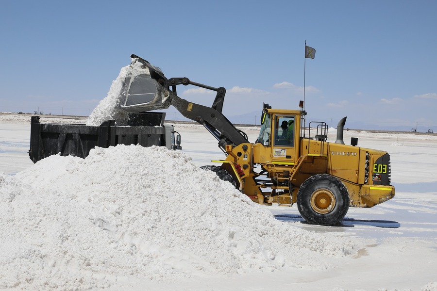 Presidente advierte que Bolivia podría perder $us 2.000 millones por la paralización de contratos de litio en la Asamblea