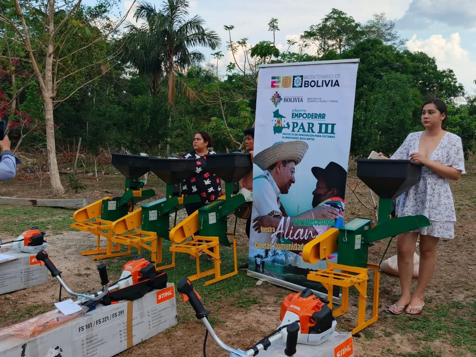 En Guayaramerín entregan equipamiento para aumentar la producción de leche 