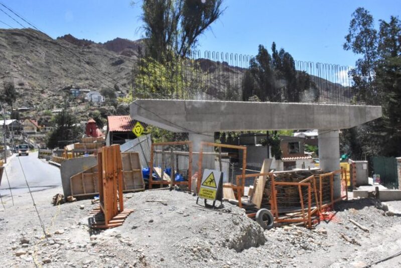 Cierran avenida Hernán Siles Zuazo, que une el sur de La Paz con Mallasa, las noches del 27, 28 y 29 de octubre