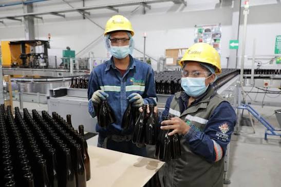 Estatal Envibol fabricó más de 12.500 toneladas de botella y se consolida como una de las más modernas de Latinoamérica