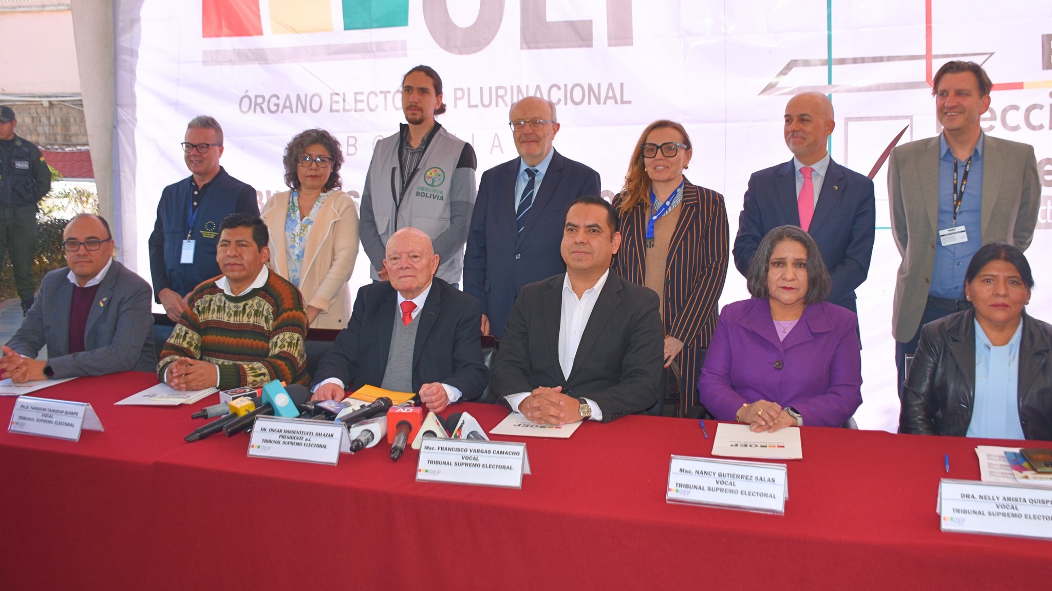 TSE rechaza recurso de Libre y proclama ganadores de las elecciones a Rodrigo Paz y Edman Lara