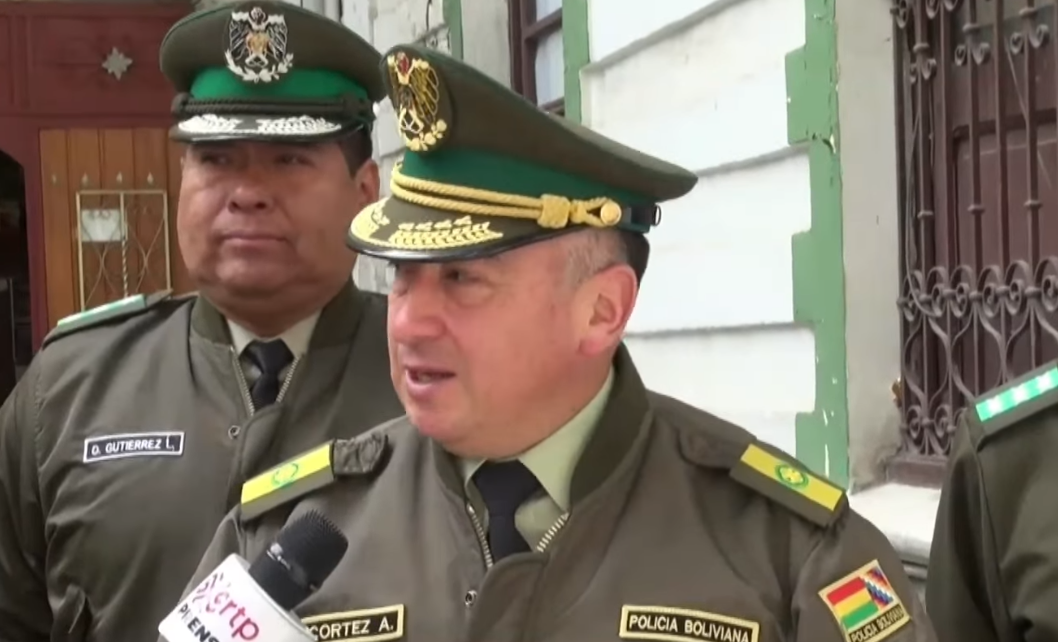 Policía activa investigación disciplinaria contras cinco policías detenidos en Chile