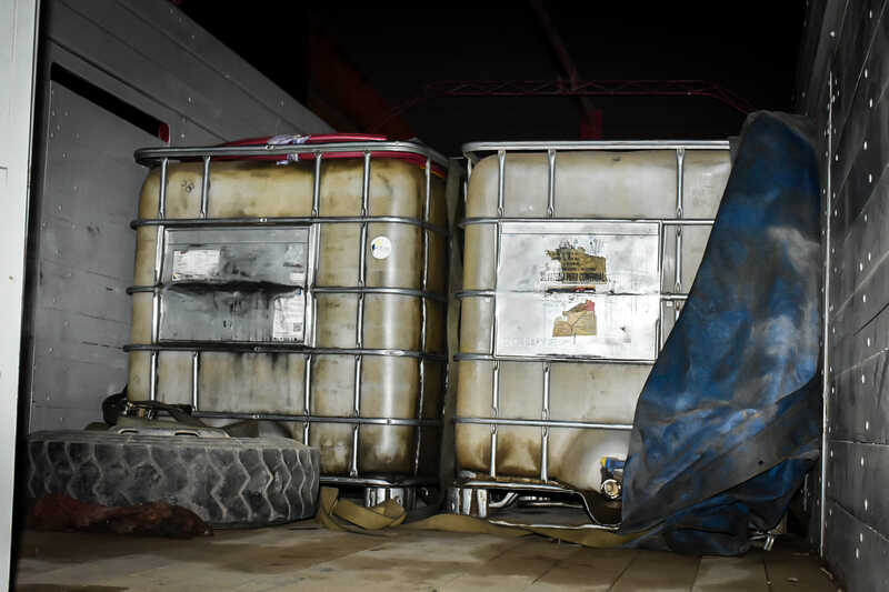 Policía incauta más de 15.000 litros de combustible almacenado ilegalmente en El Alto