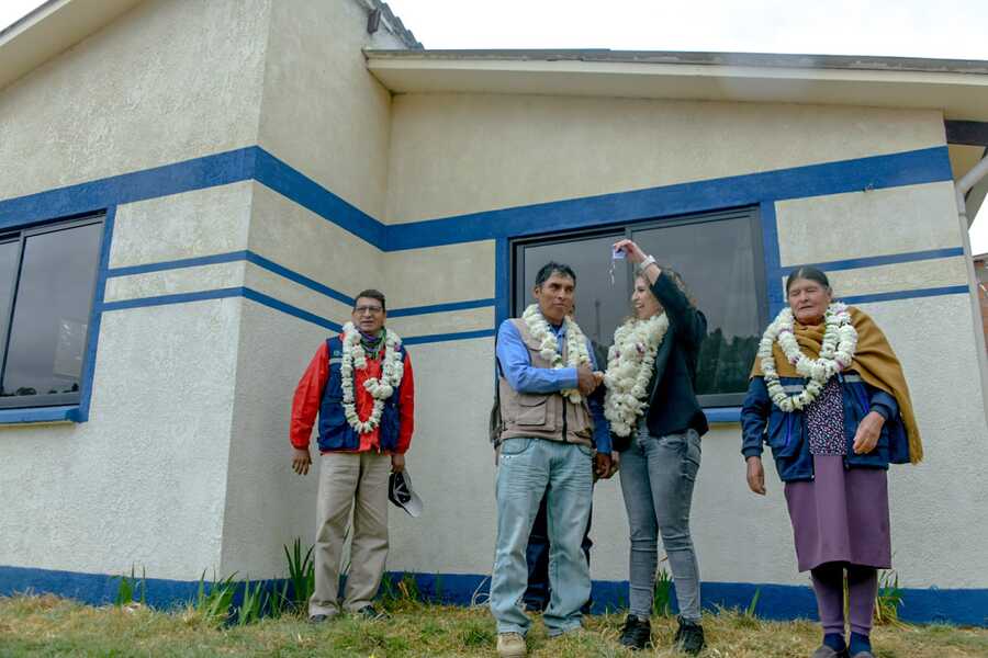 Familias de 14 comunidades en el municipio de Vacas reciben viviendas
