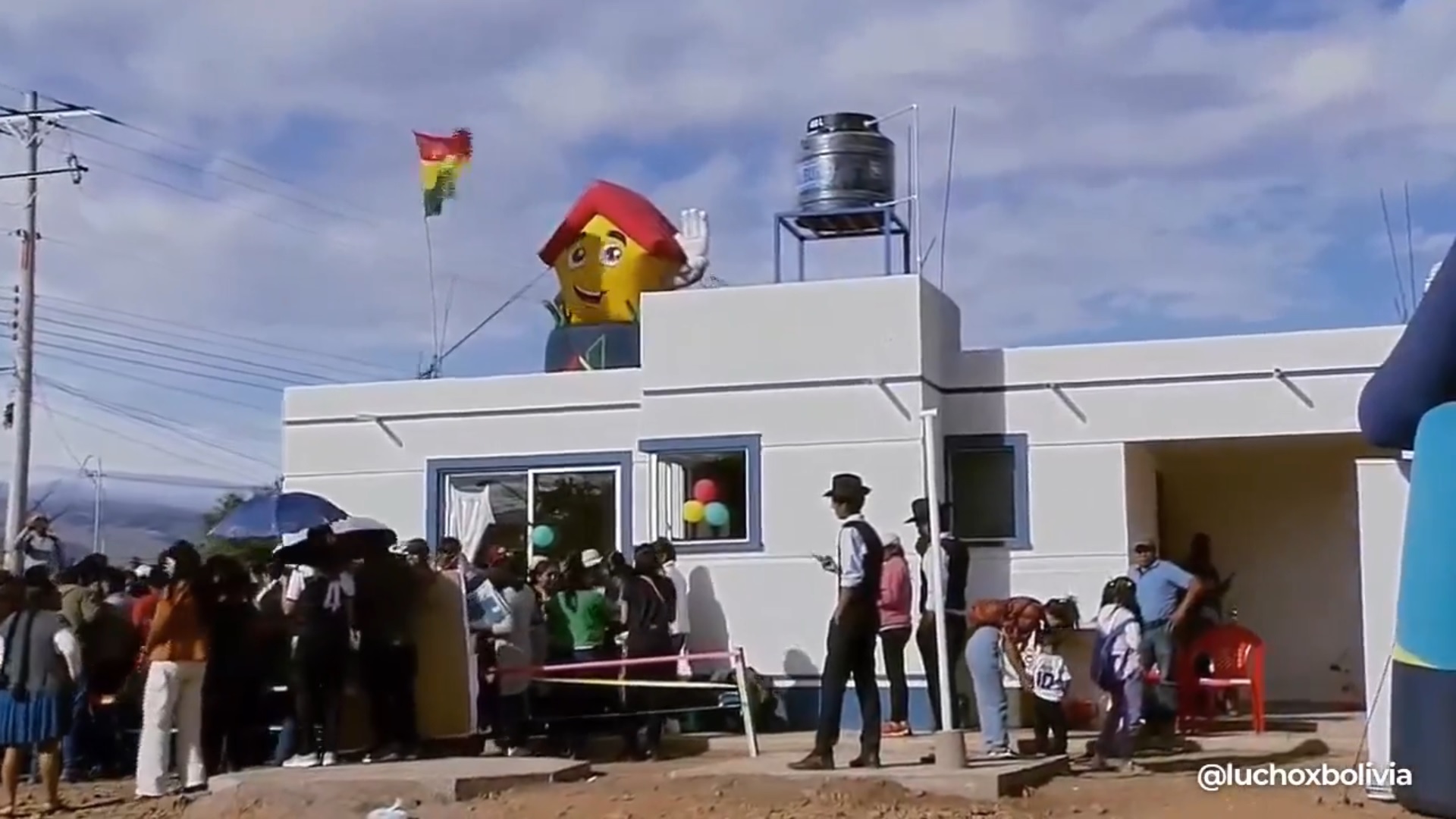 Arce asegura que próximo gobierno tiene el desafío de mantener y mejorar los avances sociales logrados