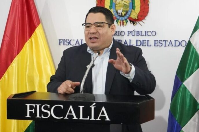 Bolivia propone cinco nuevos delitos penales para proteger a menores de edad del abuso sexual en entornos digitales